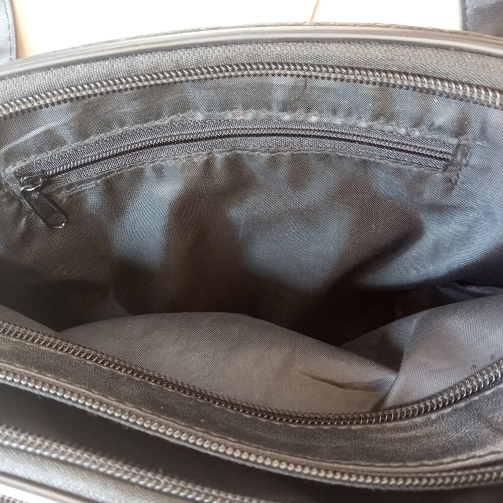 LEATHER CROSSBODY - Picture 7 of 13